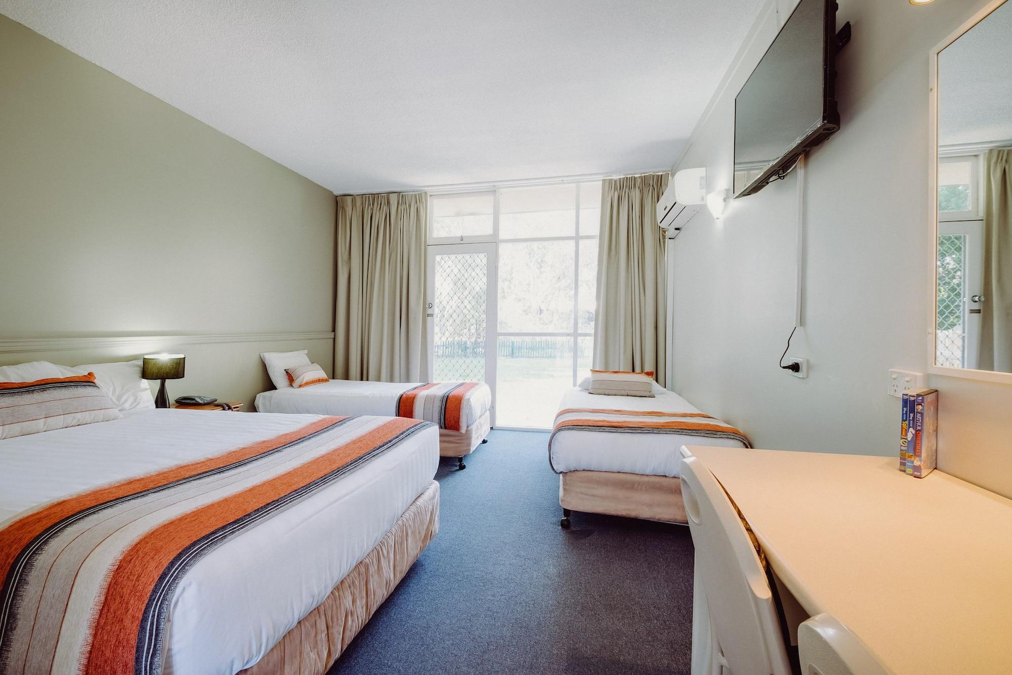 Artesian Spa Motel Морі Екстер'єр фото